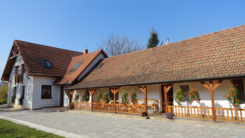 Gerendas Vendeghaz Hotel Egerszalók Exterior foto