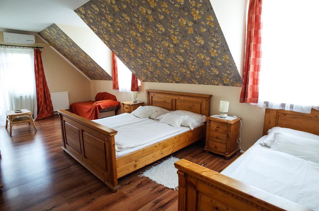 Gerendas Vendeghaz Hotel Egerszalók Cameră foto